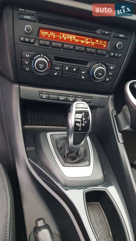 Внедорожник / Кроссовер BMW X1 2014 в Киеве