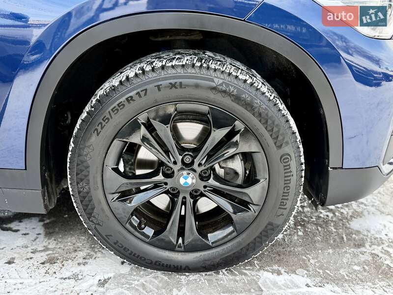 Внедорожник / Кроссовер BMW X1 2017 в Киеве