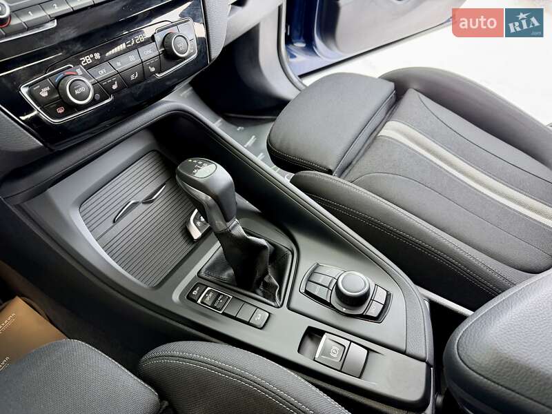 Внедорожник / Кроссовер BMW X1 2017 в Киеве