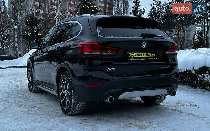 Внедорожник / Кроссовер BMW X1 2019 в Львове