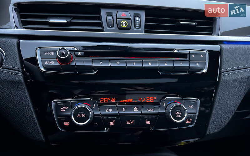 Внедорожник / Кроссовер BMW X1 2019 в Львове