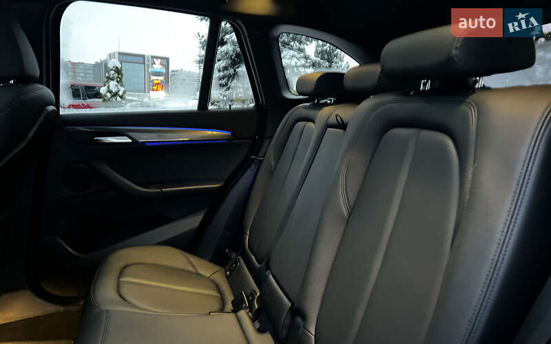Внедорожник / Кроссовер BMW X1 2019 в Львове