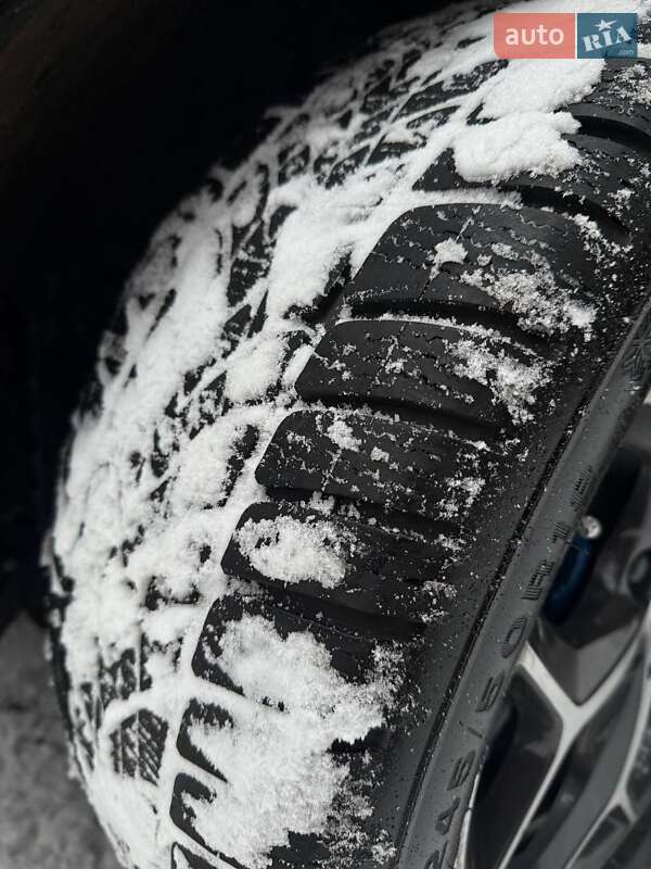 Внедорожник / Кроссовер BMW X1 2016 в Ахтырке