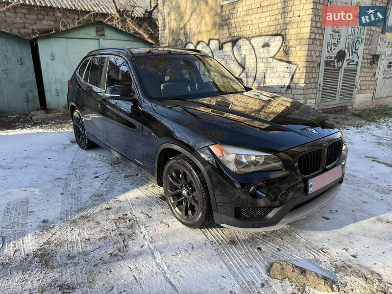 Внедорожник / Кроссовер BMW X1 2015 в Николаеве
