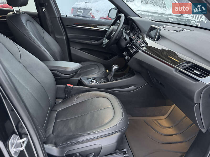 Внедорожник / Кроссовер BMW X1 2016 в Львове