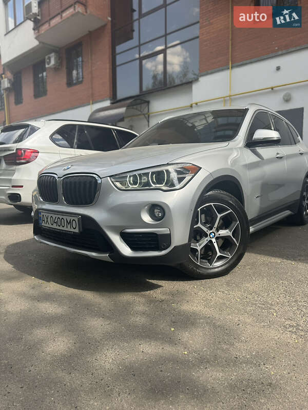 Внедорожник / Кроссовер BMW X1 2016 в Харькове фото Внедорожник / Кроссовер BMW X1 2016 в Харькове