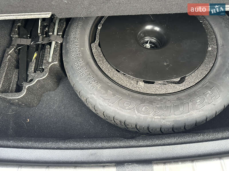 Внедорожник / Кроссовер BMW X1 2022 в Киеве