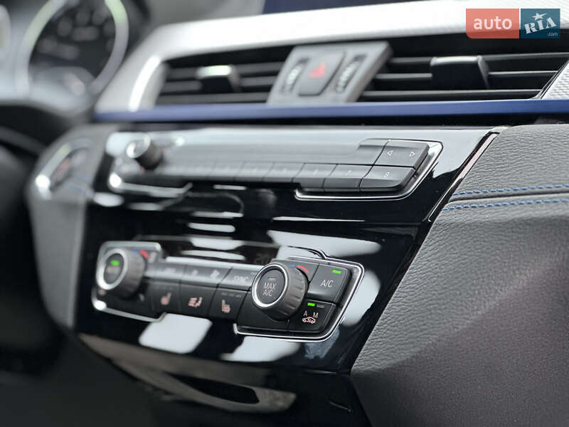 Внедорожник / Кроссовер BMW X1 2022 в Киеве