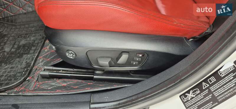 Внедорожник / Кроссовер BMW X1 2010 в Харькове