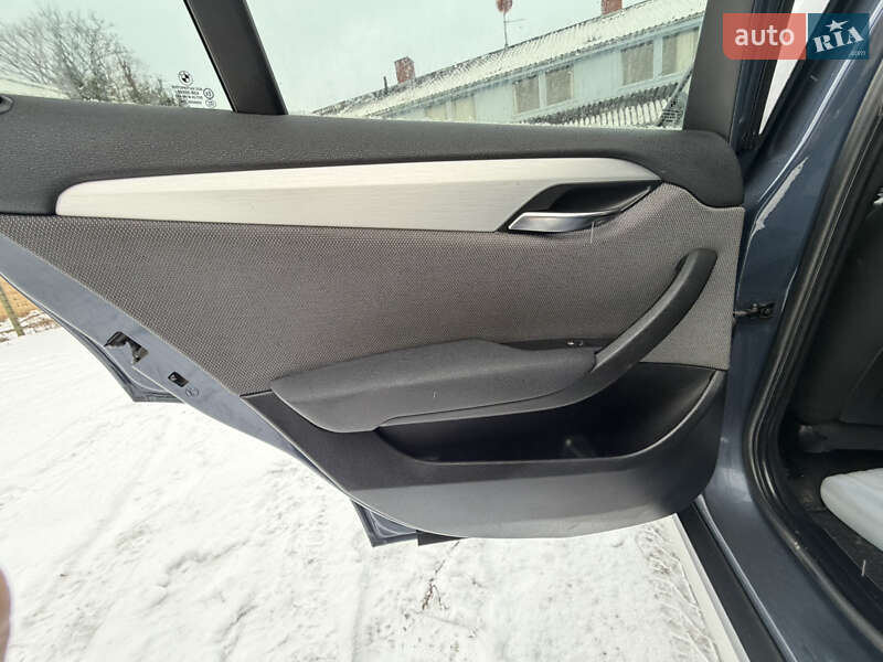 Внедорожник / Кроссовер BMW X1 2011 в Звенигородке