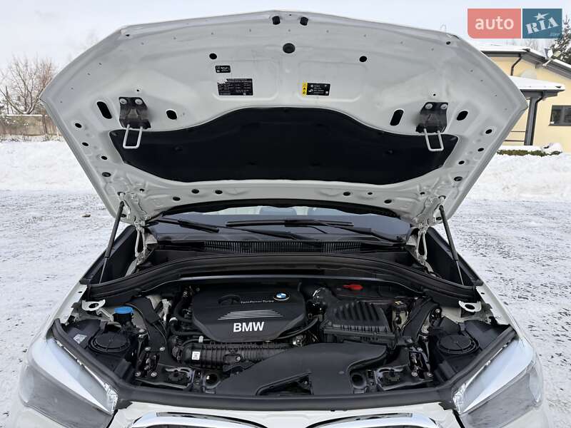 Внедорожник / Кроссовер BMW X1 2018 в Львове