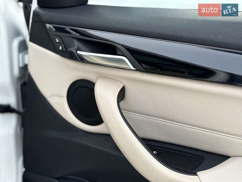 Внедорожник / Кроссовер BMW X1 2018 в Львове