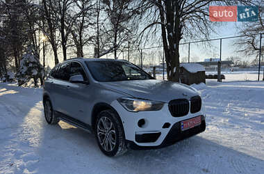 Позашляховик / Кросовер BMW X1 2016 в Тернополі