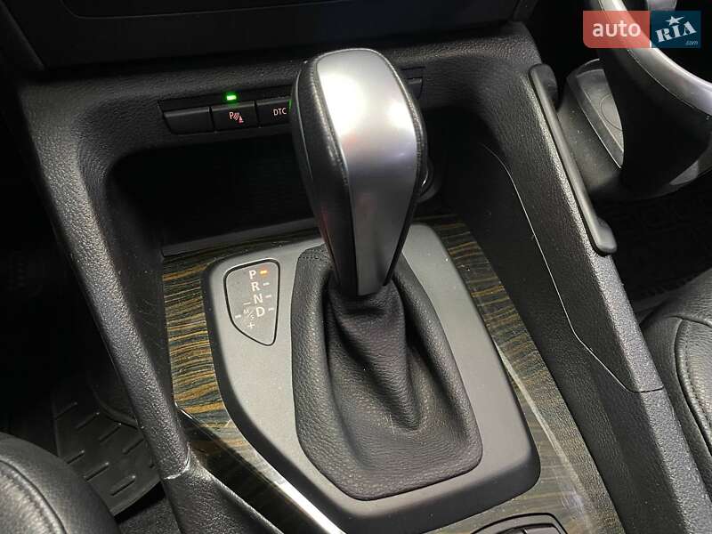 Внедорожник / Кроссовер BMW X1 2011 в Киеве