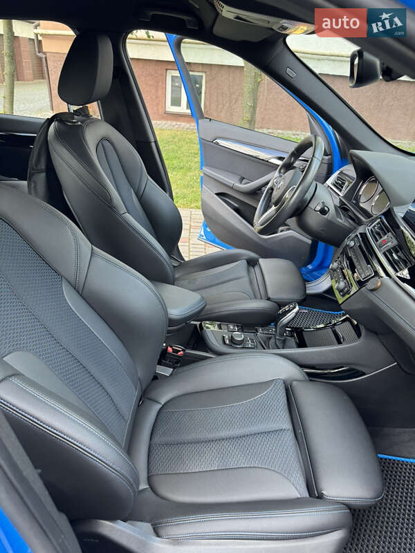 Внедорожник / Кроссовер BMW X1 2022 в Ивано-Франковске