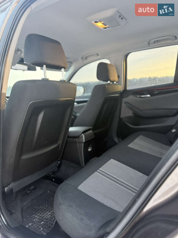 Внедорожник / Кроссовер BMW X1 2011 в Львове