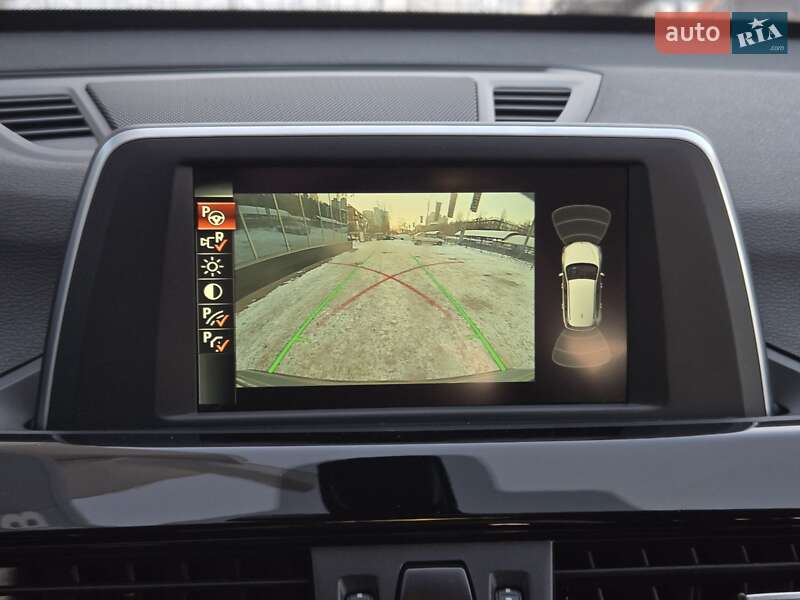 Внедорожник / Кроссовер BMW X1 2016 в Киеве