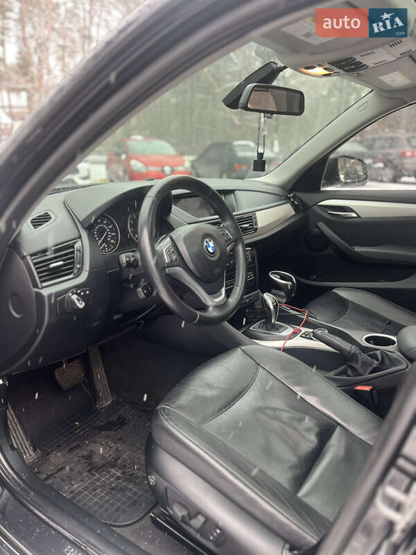 Внедорожник / Кроссовер BMW X1 2013 в Буче