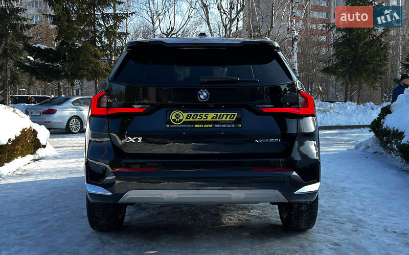 Внедорожник / Кроссовер BMW X1 2024 в Львове