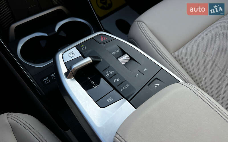 Внедорожник / Кроссовер BMW X1 2024 в Львове