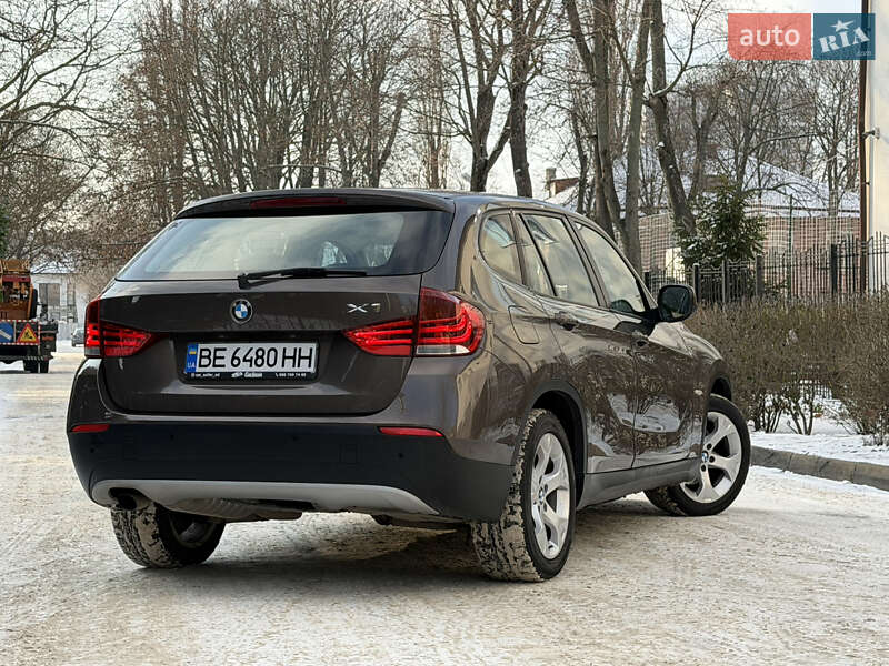 Внедорожник / Кроссовер BMW X1 2010 в Одессе