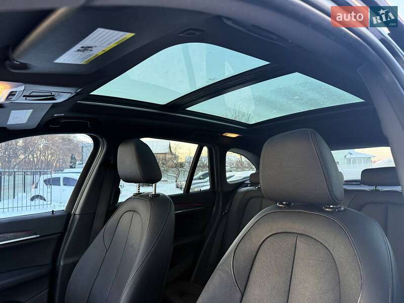 Внедорожник / Кроссовер BMW X1 2016 в Хмельницком