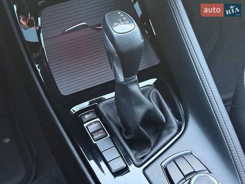 Внедорожник / Кроссовер BMW X1 2016 в Хмельницком