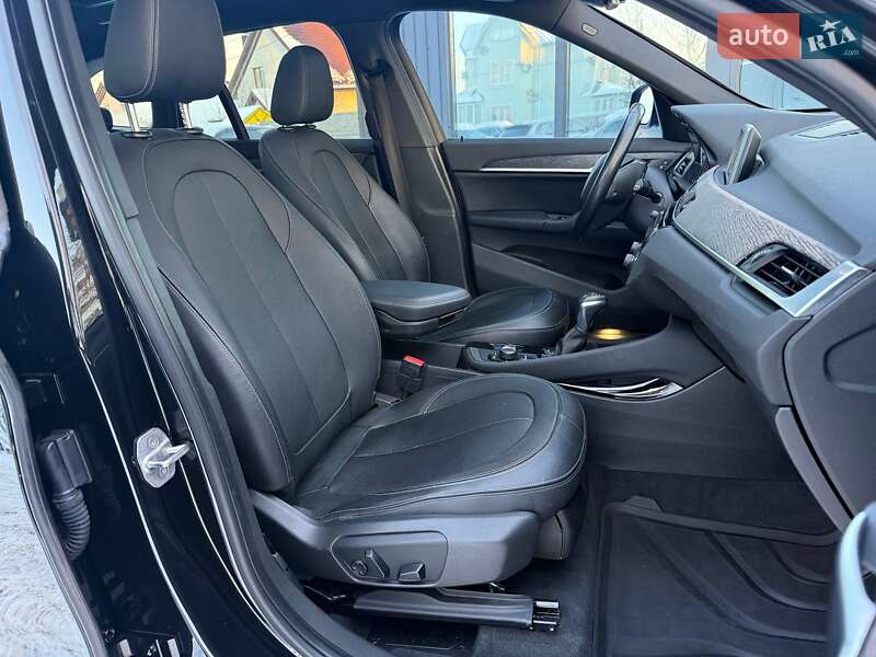 Внедорожник / Кроссовер BMW X1 2016 в Хмельницком