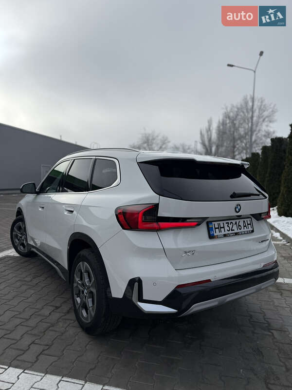 Внедорожник / Кроссовер BMW X1 2024 в Одессе