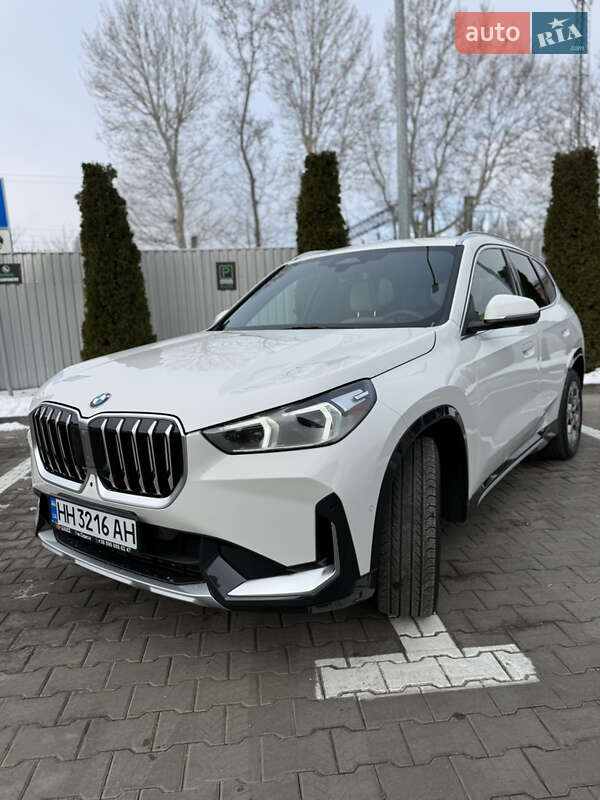 Внедорожник / Кроссовер BMW X1 2024 в Одессе