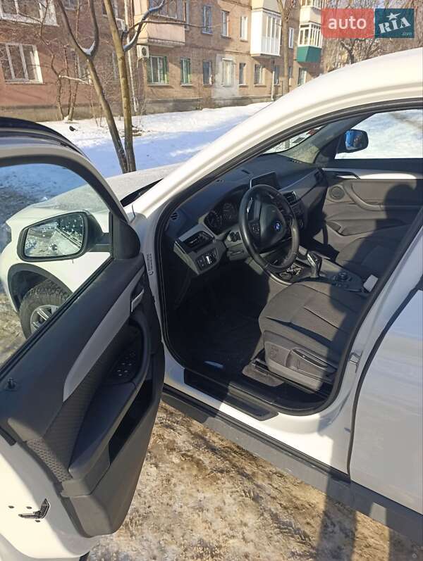 Внедорожник / Кроссовер BMW X1 2019 в Киеве фото 3 Внедорожник / Кроссовер BMW X1 2019 в Киеве
