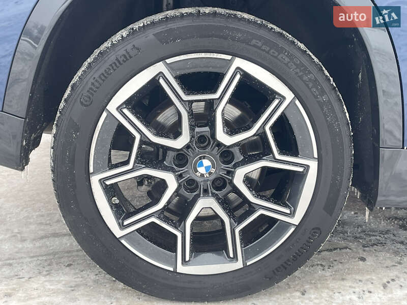 Внедорожник / Кроссовер BMW X1 2024 в Киеве