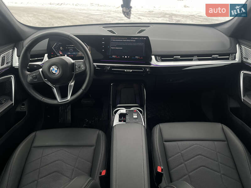 Внедорожник / Кроссовер BMW X1 2024 в Киеве