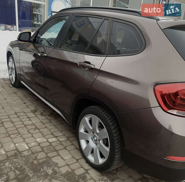 Внедорожник / Кроссовер BMW X1 2013 в Самборе фото 4 Внедорожник / Кроссовер BMW X1 2013 в Самборе