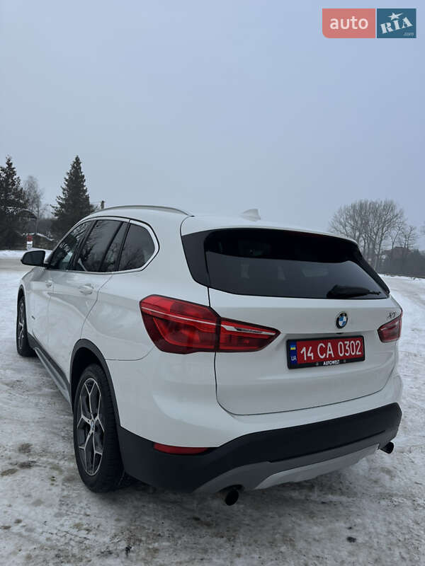 Внедорожник / Кроссовер BMW X1 2016 в Рожнятове