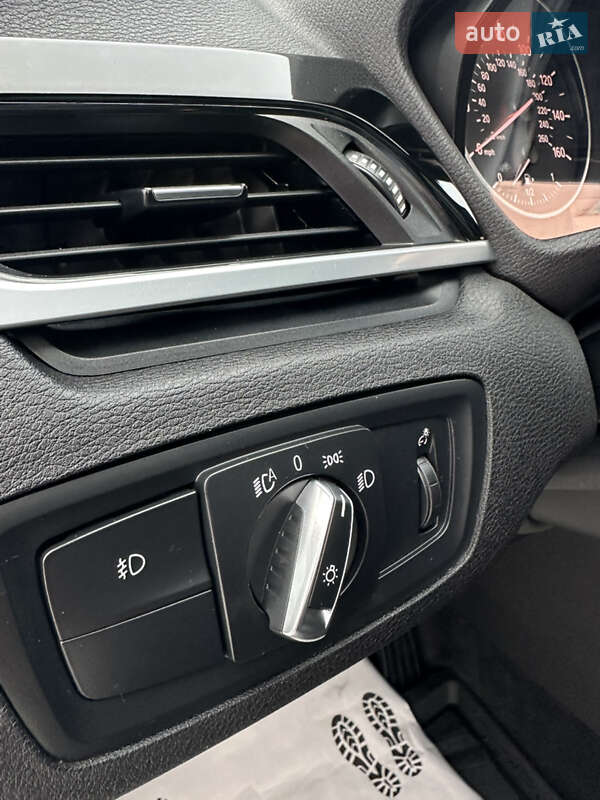 Внедорожник / Кроссовер BMW X1 2016 в Рожнятове