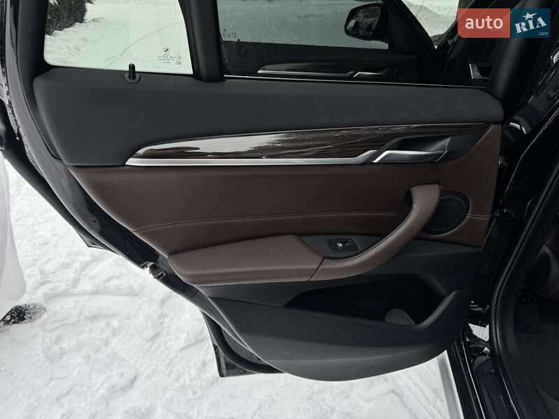 Внедорожник / Кроссовер BMW X1 2017 в Умани