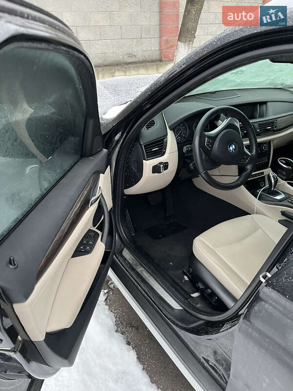 Позашляховик / Кросовер BMW X1 2015 в Рівному