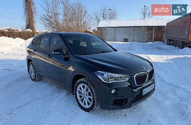 Внедорожник / Кроссовер BMW X1 2017 в Бердичеве