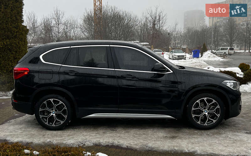 Внедорожник / Кроссовер BMW X1 2019 в Львове