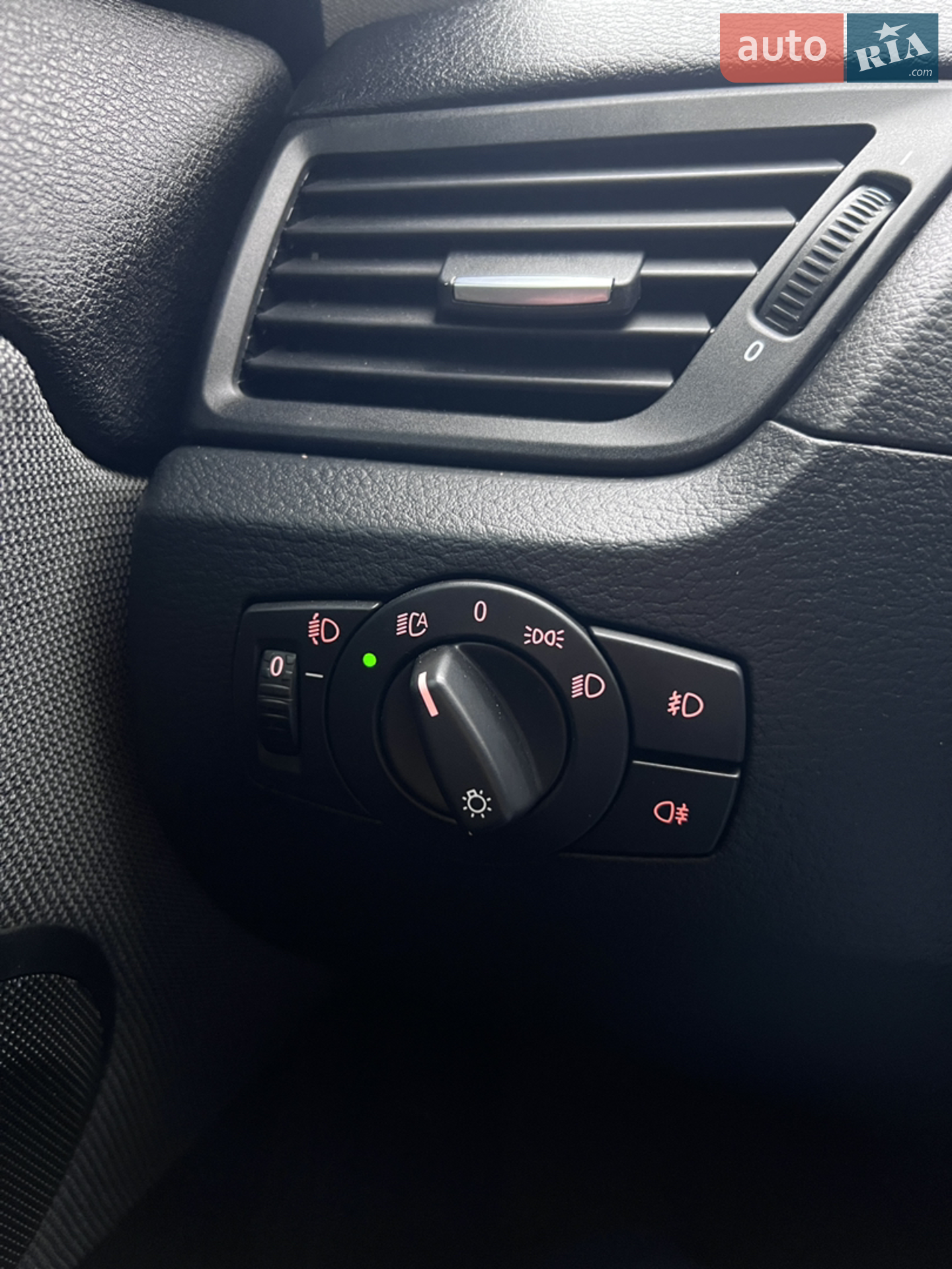 2011 BMW X1 - мініатюра 21