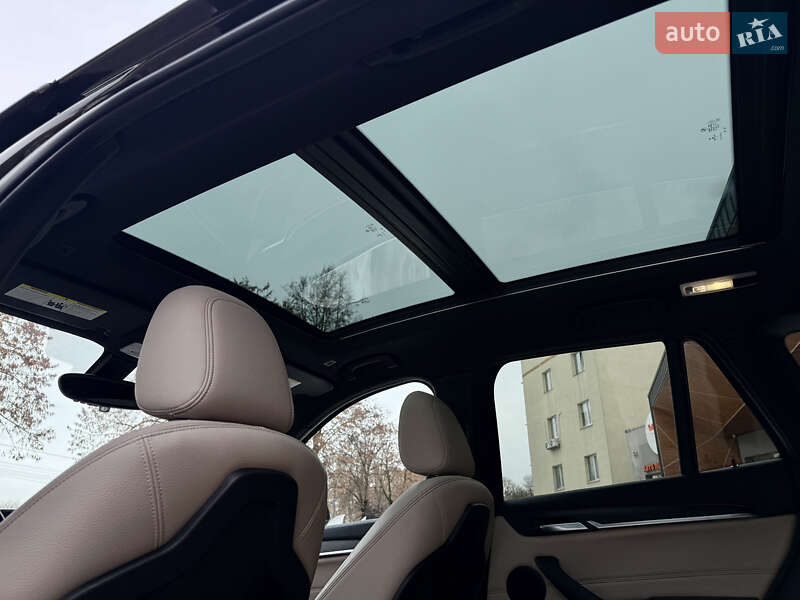 Внедорожник / Кроссовер BMW X1 2015 в Ровно