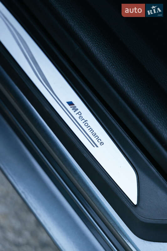Позашляховик / Кросовер BMW X1 2016 в Дніпрі фото 11 Позашляховик / Кросовер BMW X1 2016 в Дніпрі