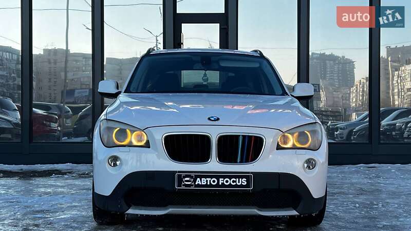 Внедорожник / Кроссовер BMW X1 2012 в Киеве