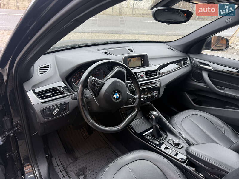 Внедорожник / Кроссовер BMW X1 2016 в Тячеве