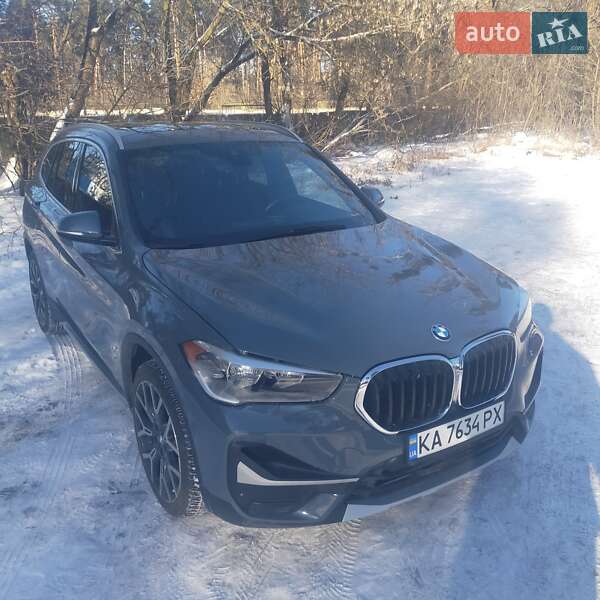 Внедорожник / Кроссовер BMW X1 2020 в Киеве