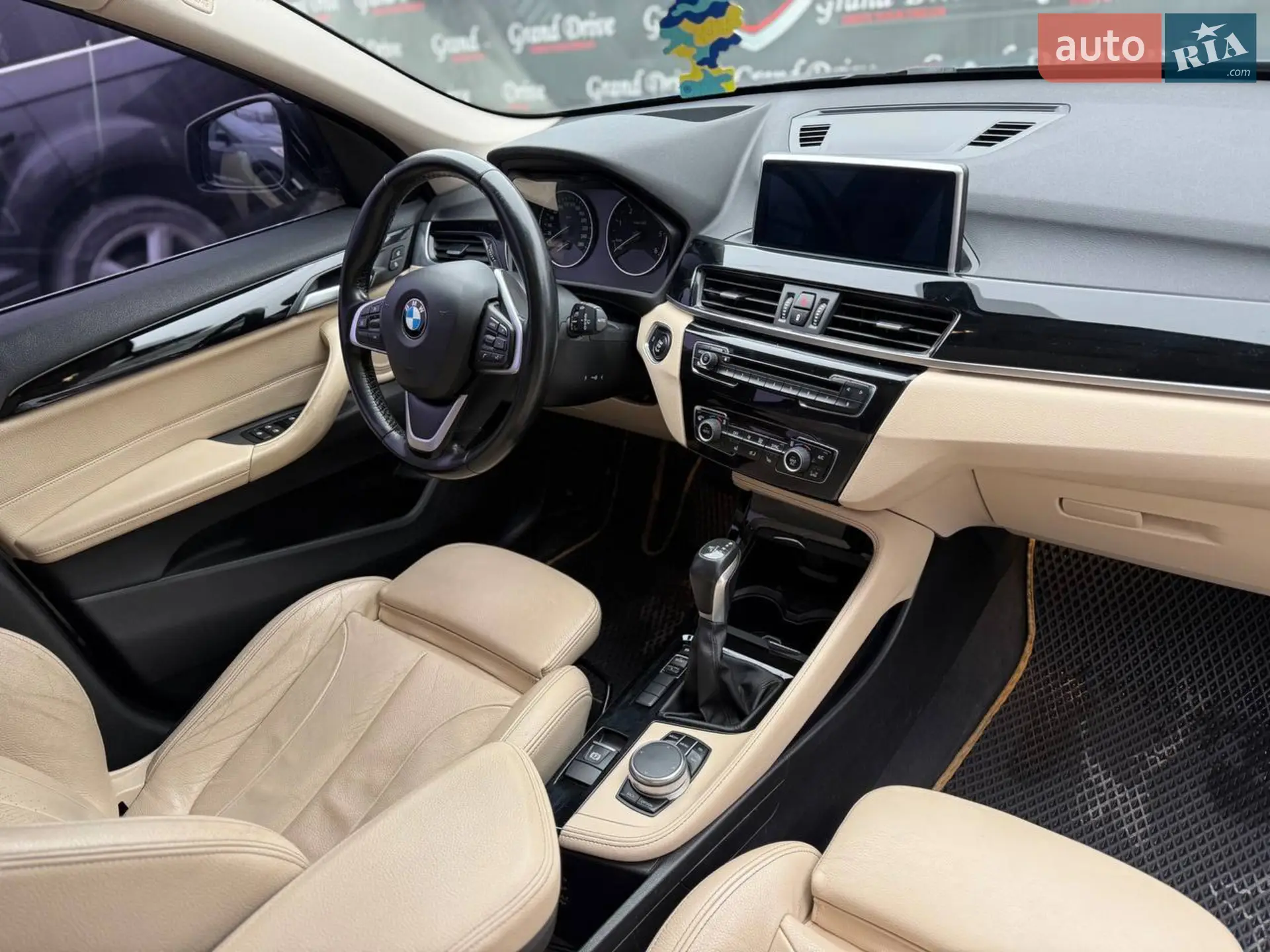 2016 BMW X1 - мініатюра 13