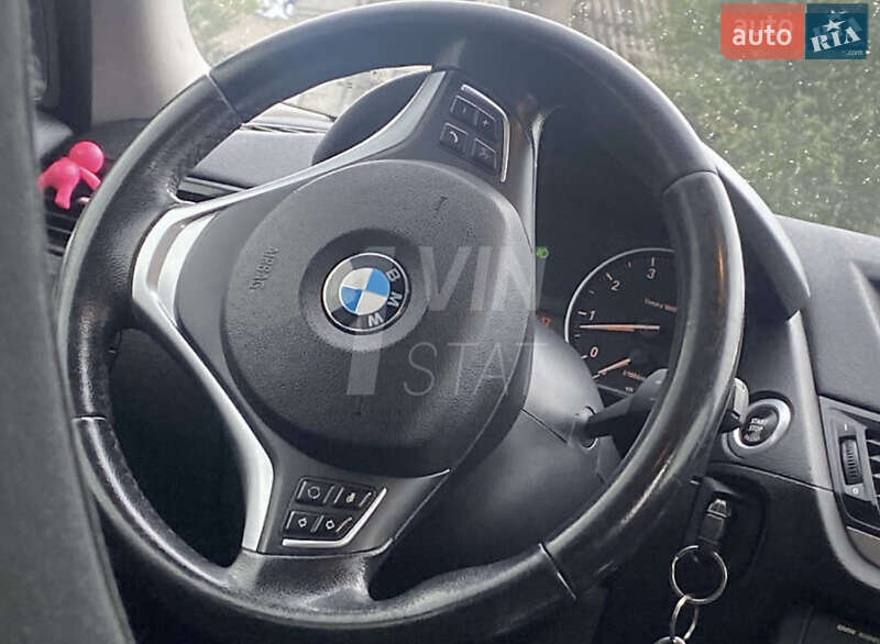 Внедорожник / Кроссовер BMW X1 2012 в Каменском