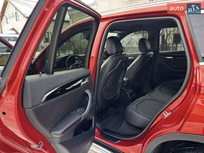 Внедорожник / Кроссовер BMW X1 2018 в Львове