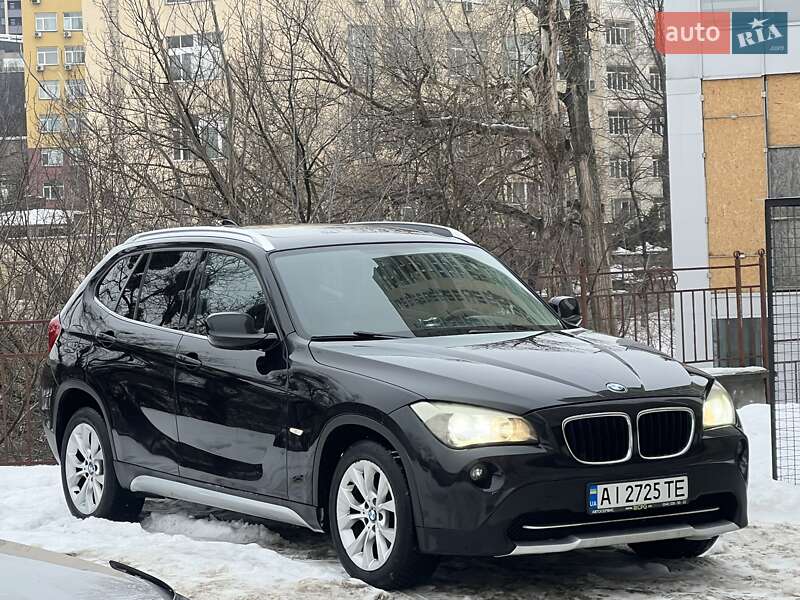 BMW X1 2011